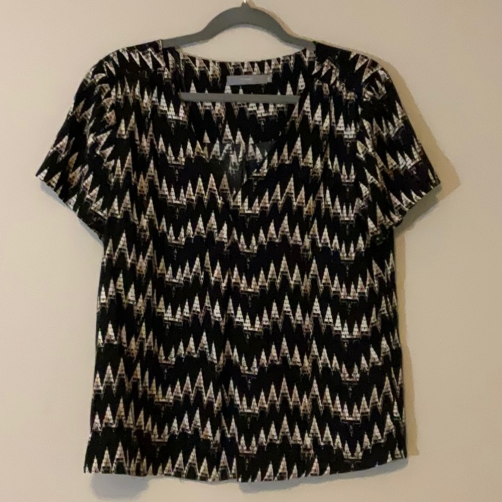 B. Young short sleeve Blouse
